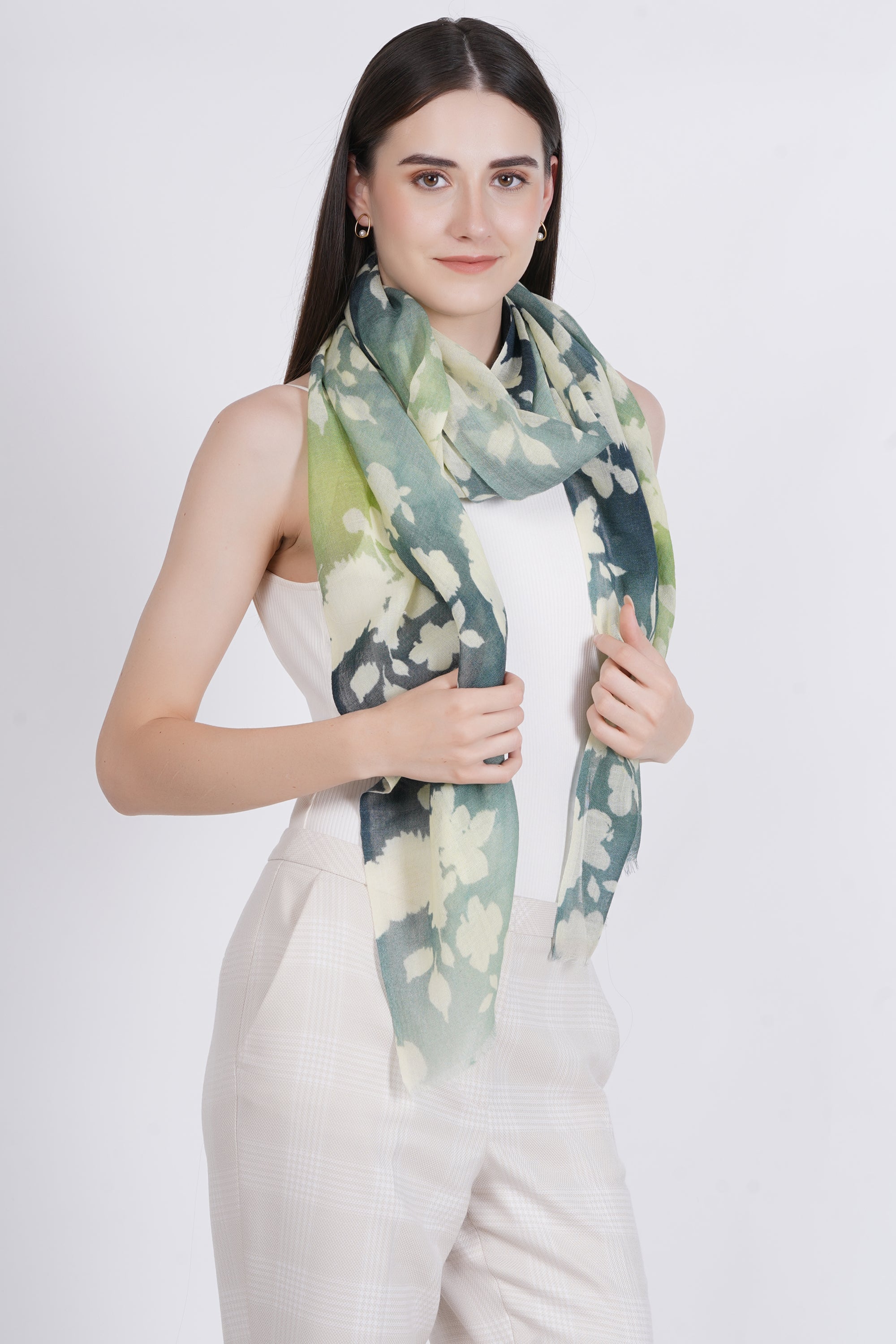 Green Floral Printed Fine Wool Stole