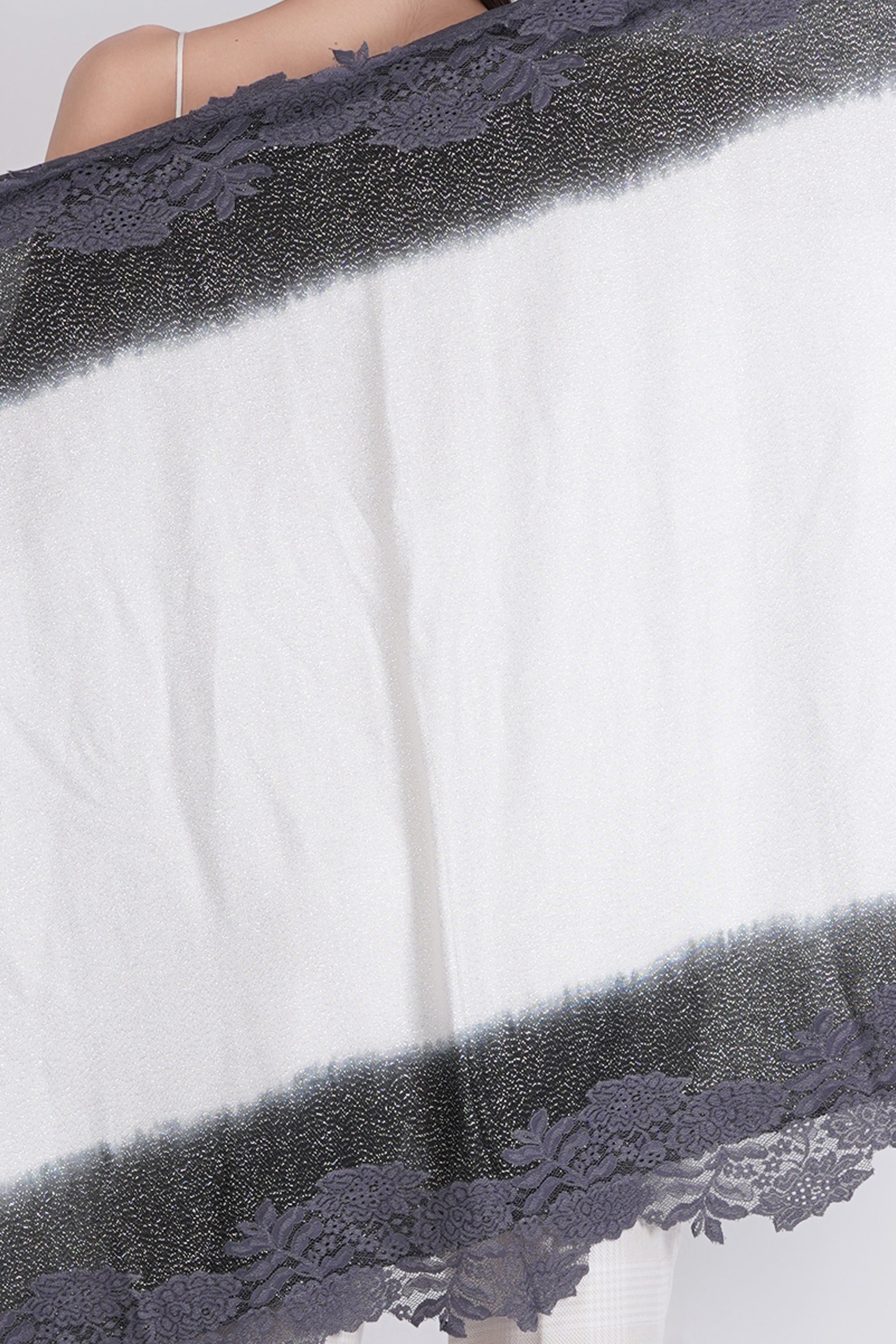 Visose Modal Stole with Lace
