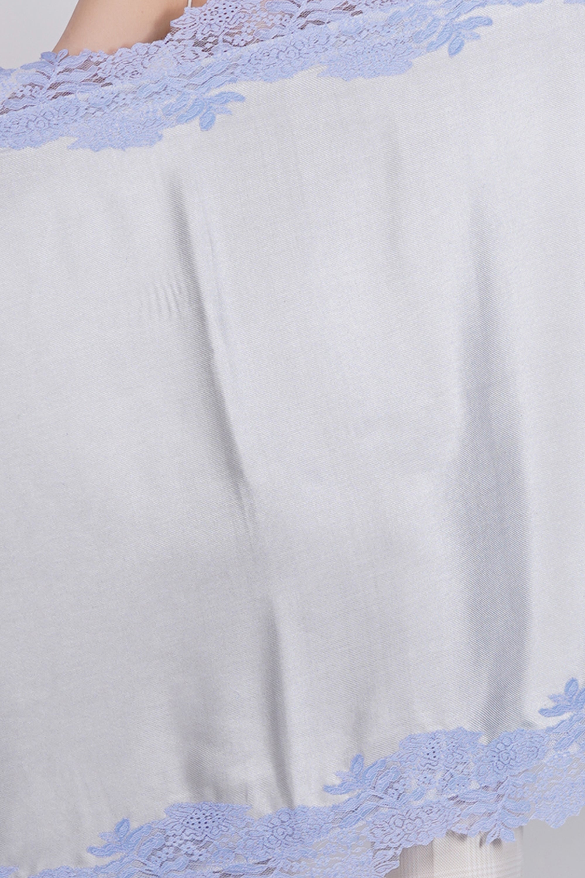 Visose Modal Stole with Lace