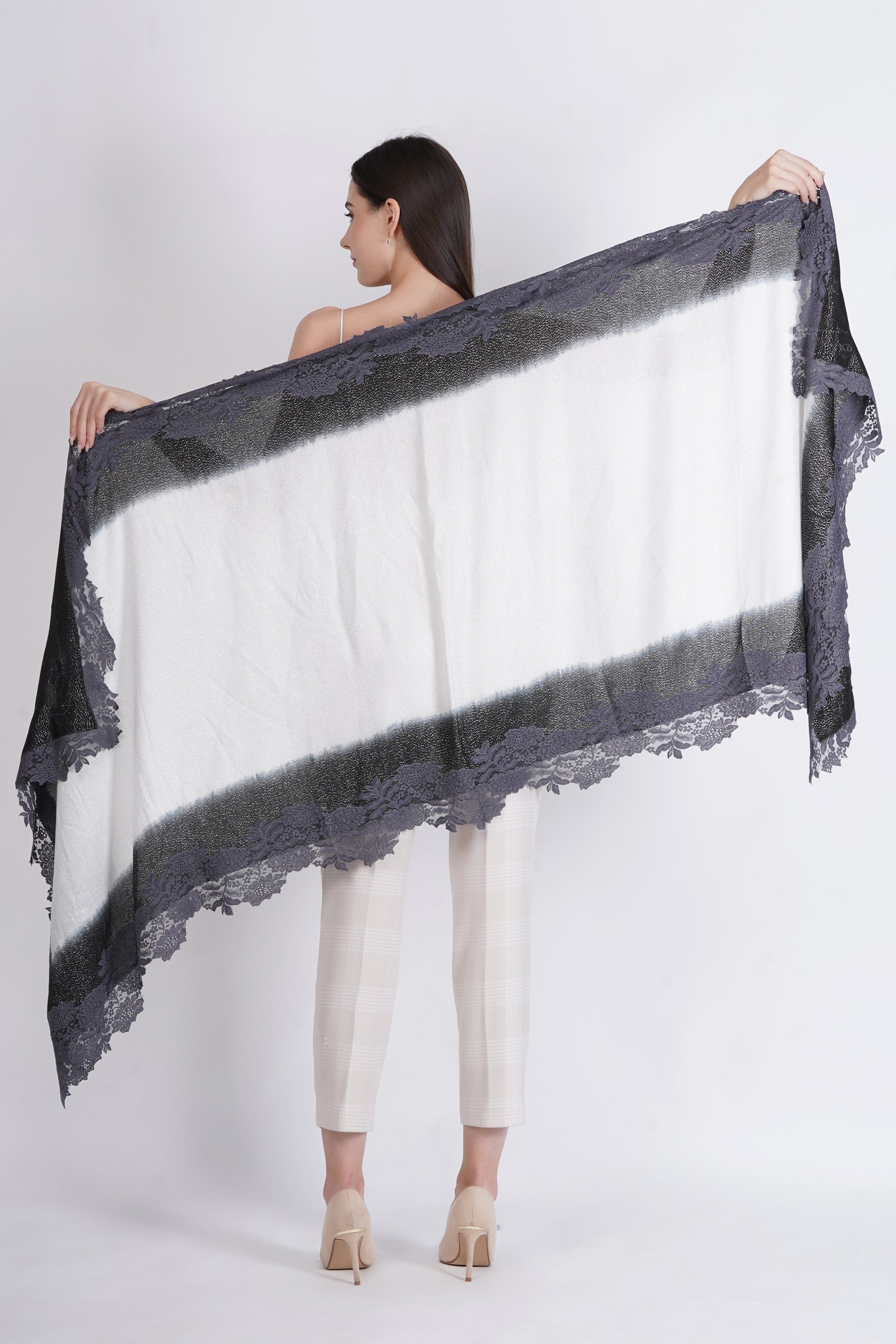 Visose Modal Stole with Lace